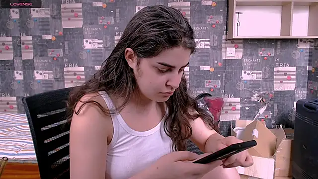  Roselina  online show from September 18, 2025, 9:00 am