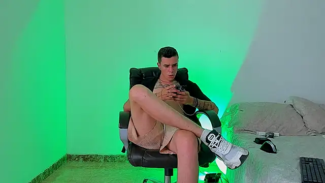 Snapshot of Baan10 chatting on January 18, 2025, 9:13 pm Baan10 online show from January 18, 2025, 9:13 pm