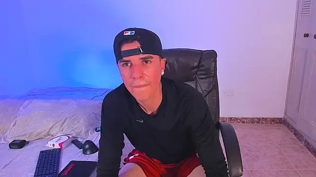 Snapshot of Baan10 chatting on January 20, 2025, 9:01 pm Baan10 online show from January 20, 2025, 9:01 pm