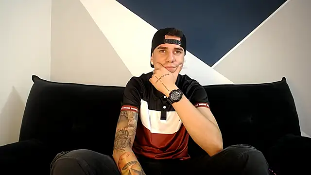 Snapshot of Baan10 chatting on January 22, 2025, 1:53 pm Baan10 online show from January 22, 2025, 1:53 pm