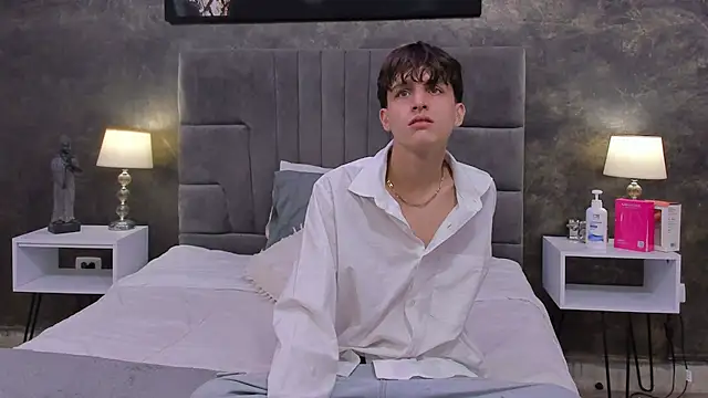 bruce hans online show from March 22, 2025, 11:42 am