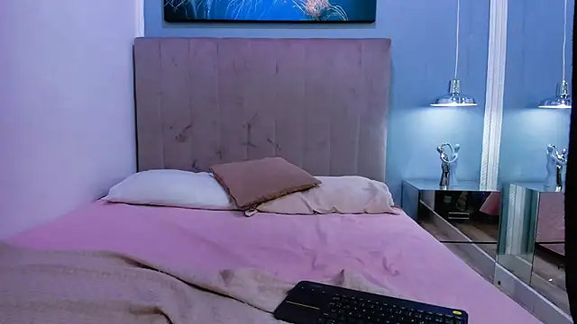 bruce hans online show from September 25, 2025, 11:58 am