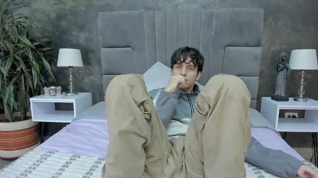 bruce hans online show from February 3, 2026, 11:59 am