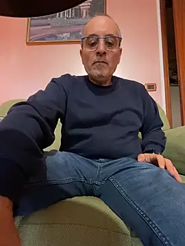 sempreilmio2 online show from February 12, 2025, 2:10 pm