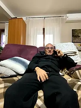 sempreilmio2 online show from January 17, 2026, 2:33 pm