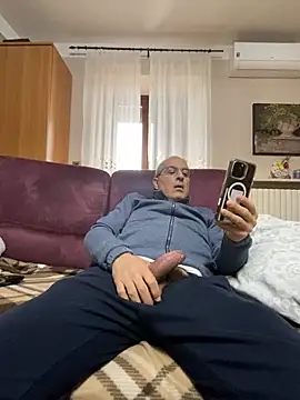 sempreilmio2 online show from February 1, 2026, 2:04 pm