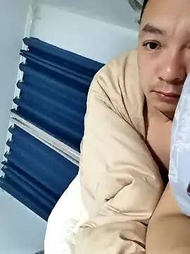 Snapshot of swg176 chatting on January 17, 2025, 11:51 pm swg176 online show from January 17, 2025, 11:51 pm