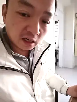 Snapshot of swg176 chatting on January 18, 2025, 8:41 am swg176 online show from January 18, 2025, 8:41 am