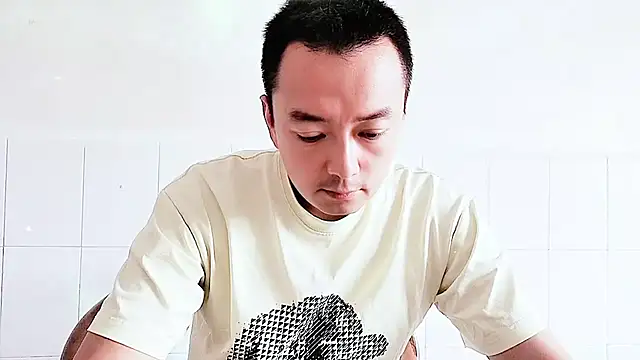 Snapshot of swg176 chatting on September 13, 2025, 2:44 am swg176 online show from September 13, 2025, 2:44 am