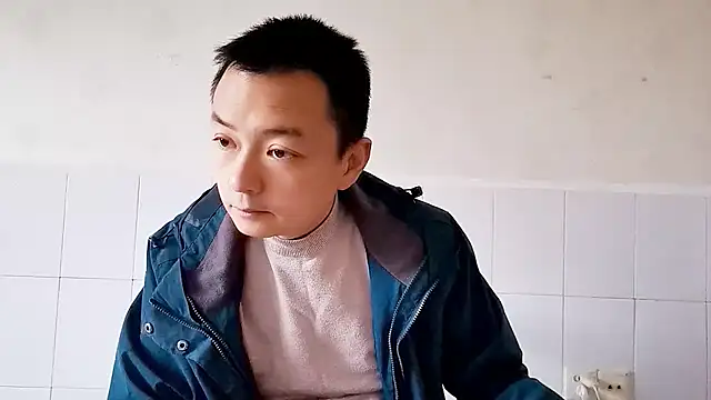 Snapshot of swg176 chatting on October 12, 2025, 11:59 pm swg176 online show from October 12, 2025, 11:59 pm