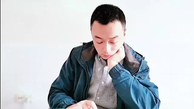 Snapshot of swg176 chatting on October 25, 2025, 6:32 am swg176 online show from October 25, 2025, 6:32 am