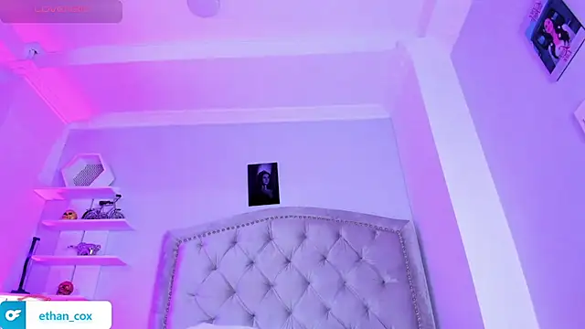 EthaanCox online show from January 15, 2025, 12:30 am