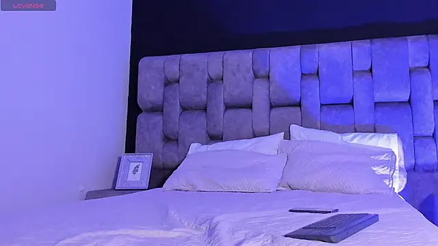 EthaanCox online show from January 19, 2025, 8:41 pm