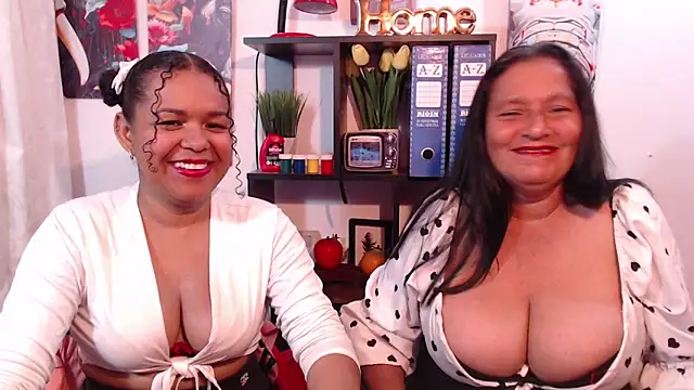 lady rebecca online show from February 17, 2025, 7:53 pm