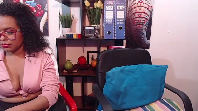 lady rebecca online show from February 21, 2025, 11:10 pm