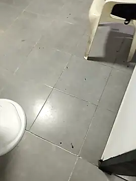 Snapshot of Jinenez chatting on October 20, 2025, 10:54 pm Jinenez online show from October 20, 2025, 10:54 pm