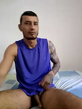 Snapshot of DrakeVega chatting on January 22, 2025, 2:46 pm DrakeVega online show from January 22, 2025, 2:46 pm