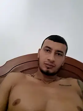 Snapshot of DrakeVega chatting on January 24, 2025, 2:51 pm DrakeVega online show from January 24, 2025, 2:51 pm
