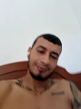 Snapshot of DrakeVega chatting on February 2, 2025, 1:52 pm DrakeVega online show from February 2, 2025, 1:52 pm