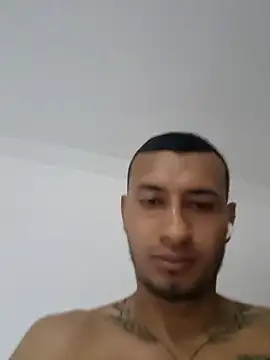 Snapshot of DrakeVega chatting on February 17, 2025, 8:36 pm DrakeVega online show from February 17, 2025, 8:36 pm