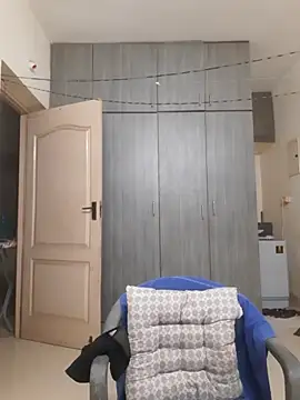 Chennaibull15 online show from November 12, 2025, 5:02 pm