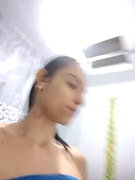 alana lara online show from October 12, 2025, 11:37 pm