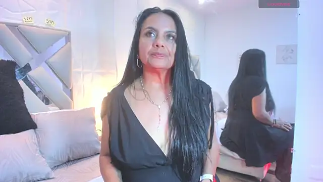 Snapshot of raquell_moore chatting on September 23, 2025, 11:41 pm raquell moore online show from September 23, 2025, 11:41 pm