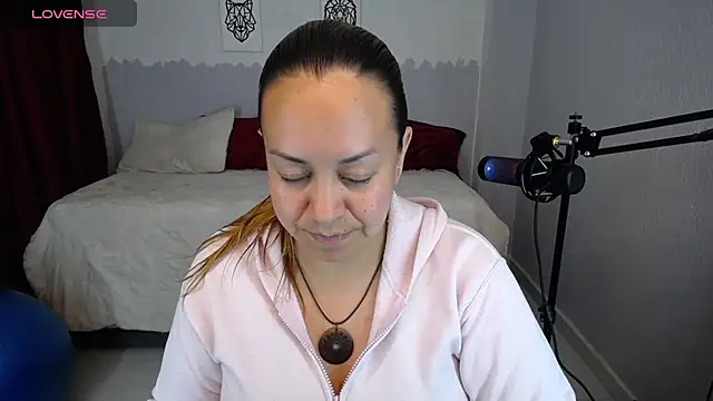 Dalila lust  online show from March 17, 2025, 6:11 pm