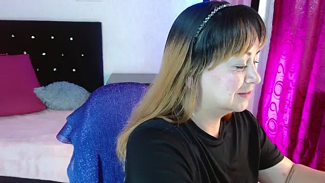 Dalila lust  online show from September 10, 2025, 10:10 pm