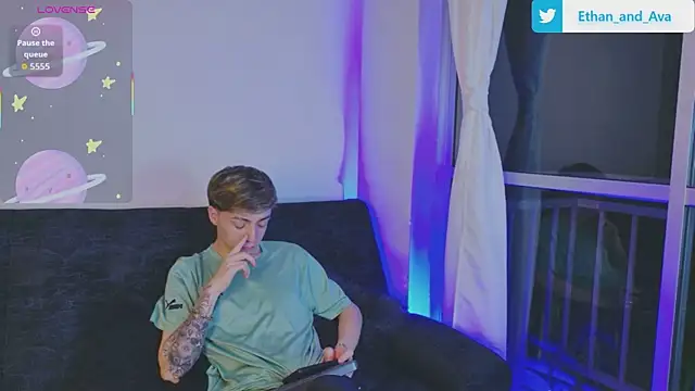 ethan and ava online show from October 18, 2025, 2:36 am