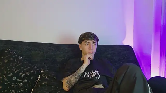 ethan and ava online show from February 20, 2026, 2:19 am