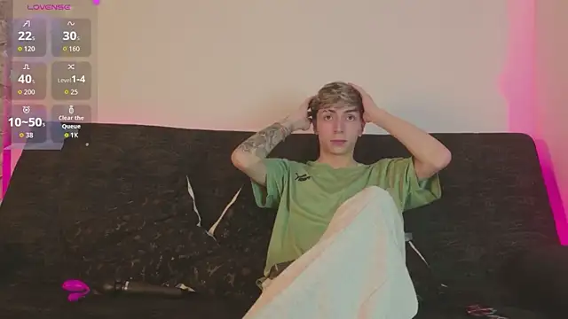 ethan and ava online show from June 4, 2026, 2:39 am
