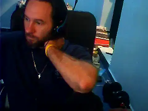 gamedesigndad19 online show from March 7, 2025, 1:20 am