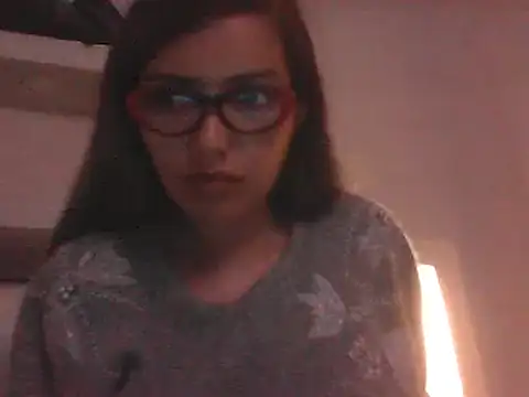 VittoriaTaylor online show from February 24, 2025, 4:27 am