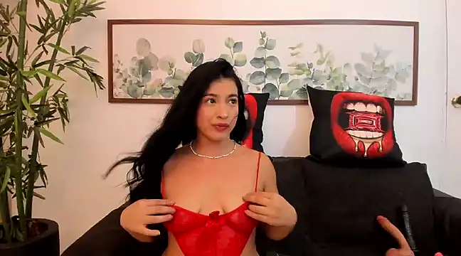 NicolettaLima online show from March 5, 2025, 8:21 pm
