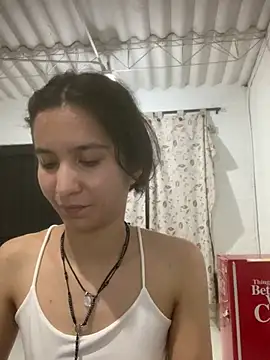 Bella still online show from March 18, 2025, 1:32 am
