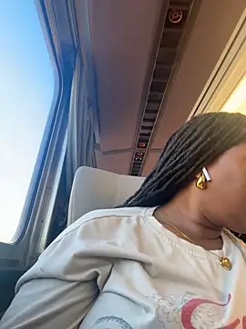 xoxoHotCoCo online show from March 9, 2026, 9:08 pm