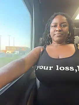 xoxoHotCoCo online show from July 16, 2026, 12:16 am