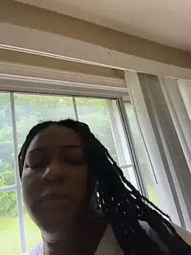 xoxoHotCoCo online show from July 25, 2026, 12:47 pm
