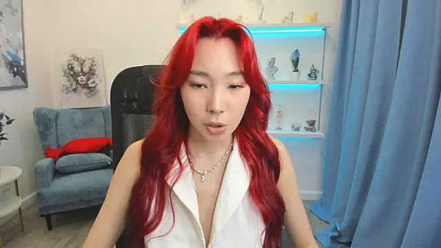 AnnaReyla online show from June 14, 2026, 11:12 am