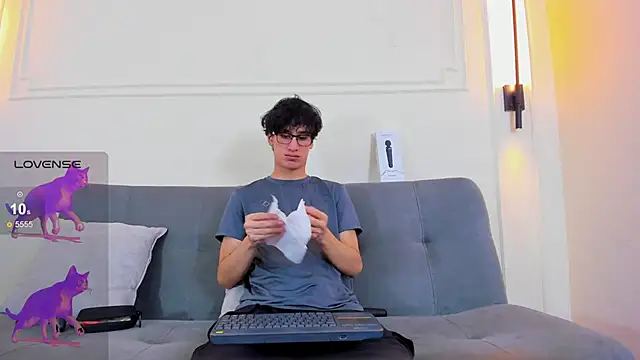 Cum hunters online show from February 10, 2026, 3:21 am