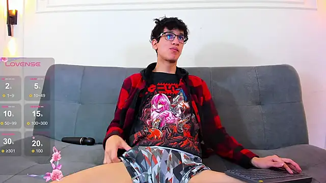 Cum hunters online show from April 23, 2026, 3:30 am