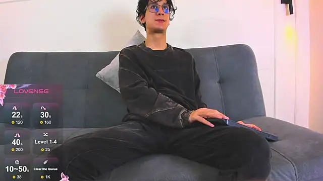Cum hunters online show from May 24, 2026, 3:33 am