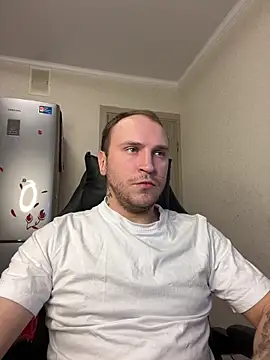 Snapshot of _XxX-XxX_ chatting on February 13, 2025, 8:45 pm XxX-XxX online show from February 13, 2025, 8:45 pm