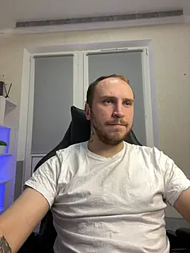 Snapshot of _XxX-XxX_ chatting on February 26, 2025, 3:10 am XxX-XxX online show from February 26, 2025, 3:10 am