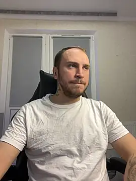 Snapshot of _XxX-XxX_ chatting on February 26, 2025, 8:33 pm XxX-XxX online show from February 26, 2025, 8:33 pm