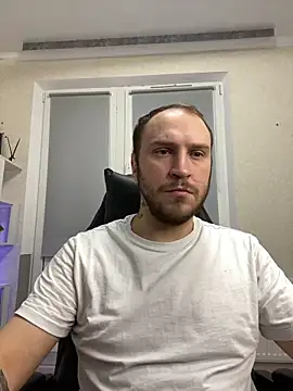 Snapshot of _XxX-XxX_ chatting on March 4, 2025, 9:32 pm XxX-XxX online show from March 4, 2025, 9:32 pm