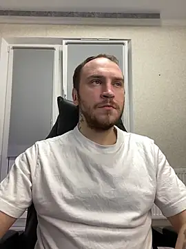 Snapshot of _XxX-XxX_ chatting on March 5, 2025, 10:10 pm XxX-XxX online show from March 5, 2025, 10:10 pm