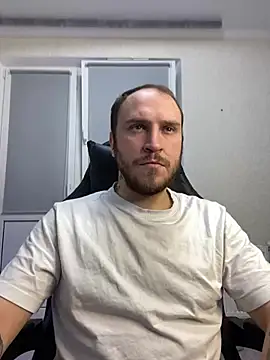 Snapshot of _XxX-XxX_ chatting on March 9, 2025, 5:06 pm XxX-XxX online show from March 9, 2025, 5:06 pm