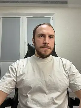 Snapshot of _XxX-XxX_ chatting on March 18, 2025, 9:21 pm XxX-XxX online show from March 18, 2025, 9:21 pm